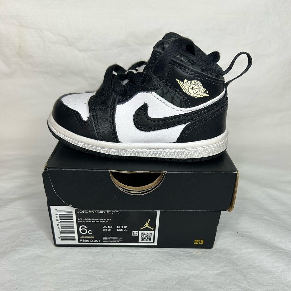 Nike Jordan 1 MID SE (TD) Black and white